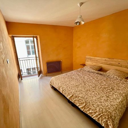 Appartement 2 Chambres - Lits King Size - Wifi - Baignoire Le Puy-en-Velay Luaran gambar