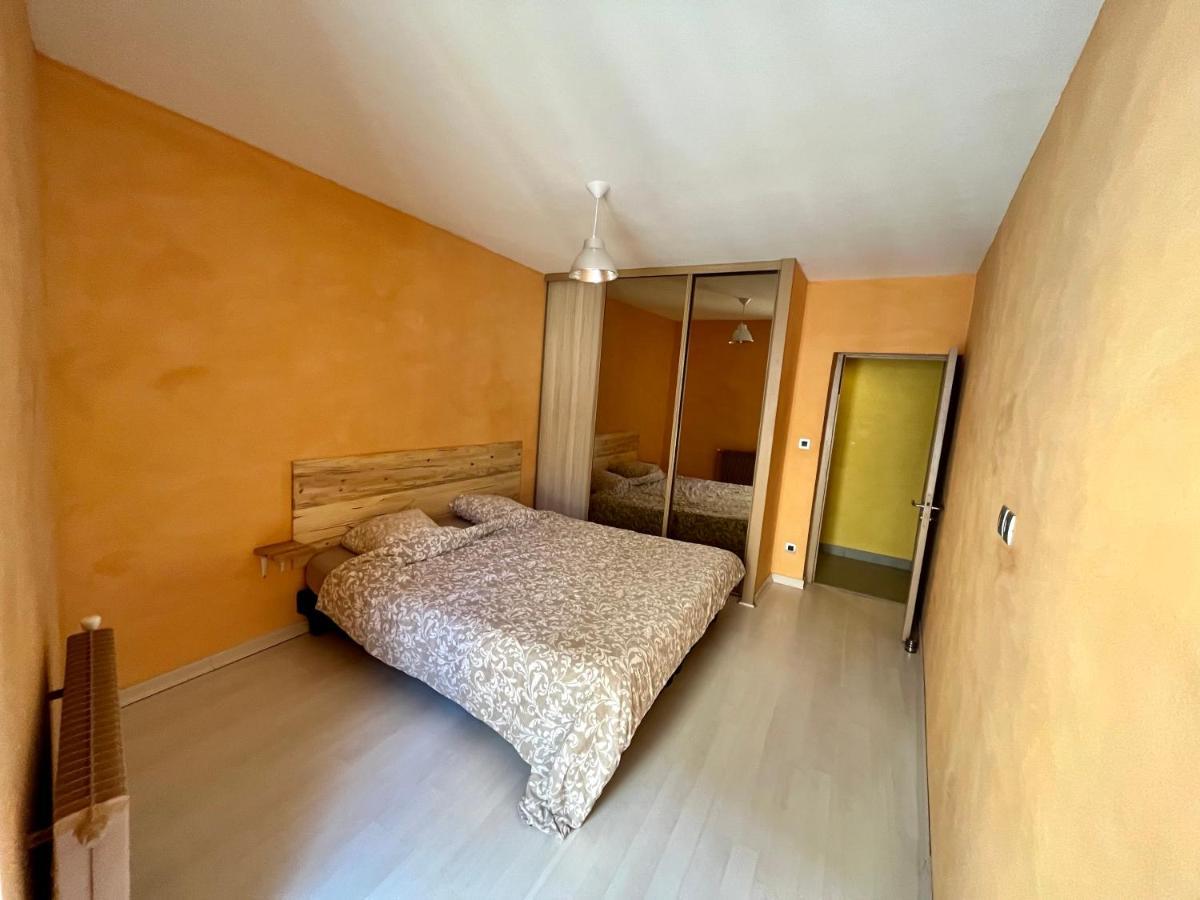 Appartement 2 Chambres - Lits King Size - Wifi - Baignoire Le Puy-en-Velay Luaran gambar