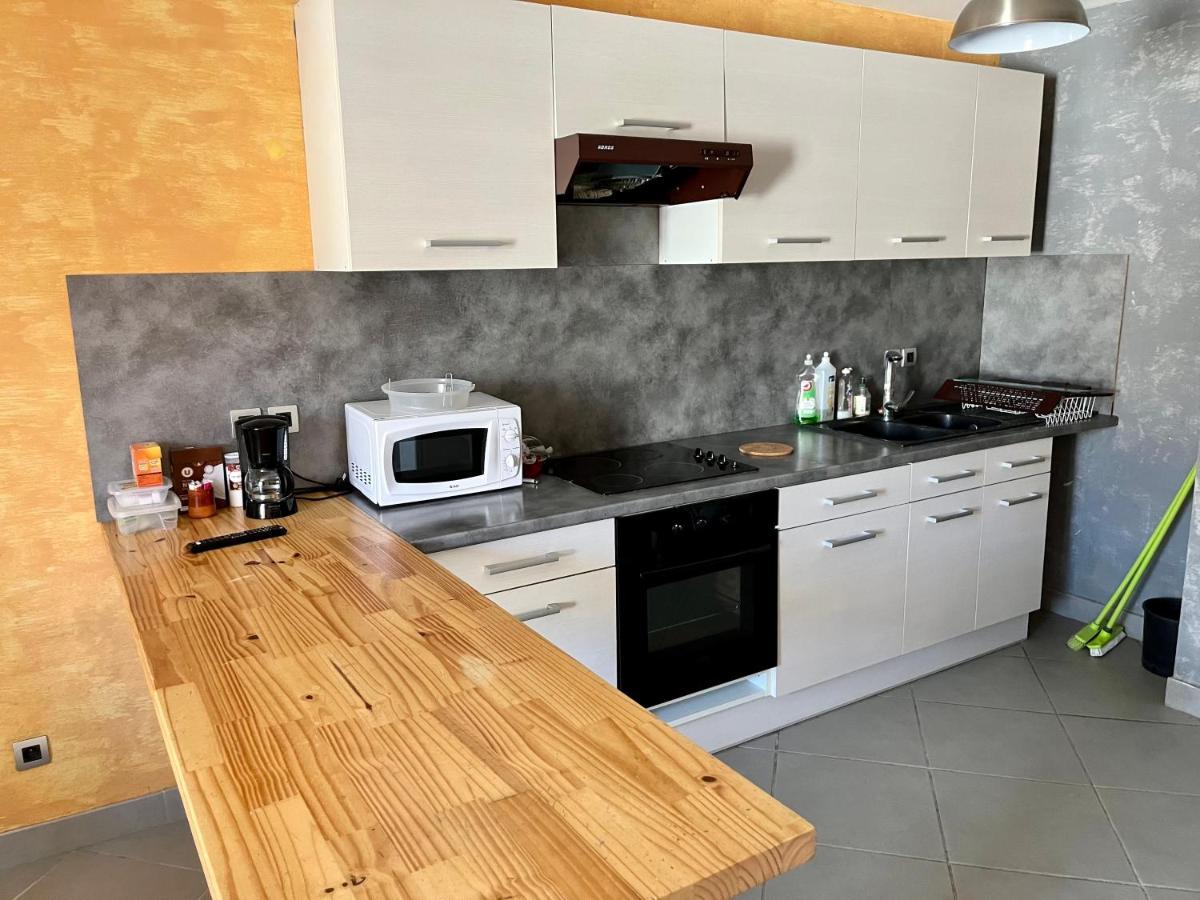 Appartement 2 Chambres - Lits King Size - Wifi - Baignoire Le Puy-en-Velay Luaran gambar