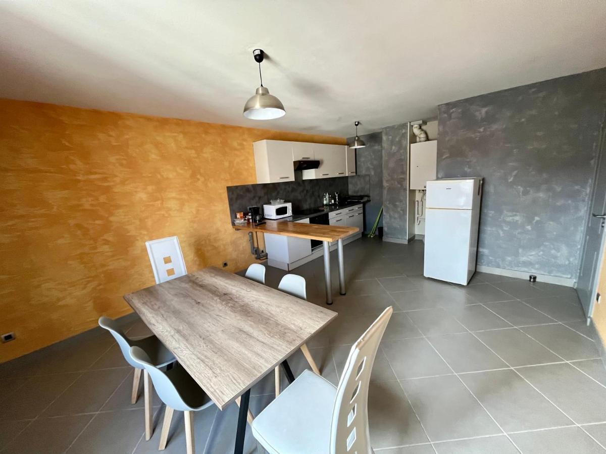 Appartement 2 Chambres - Lits King Size - Wifi - Baignoire Le Puy-en-Velay Luaran gambar